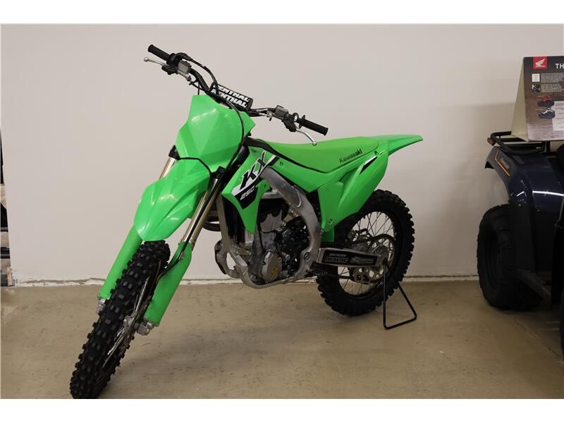 2024 Kawasaki KX250F Image 2