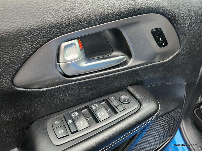 New 2026 Chrysler Pacifica Select