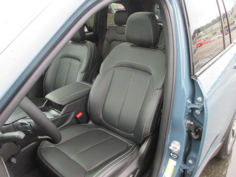 New 2026 Jeep Grand Cherokee Limited 4x4Image 16