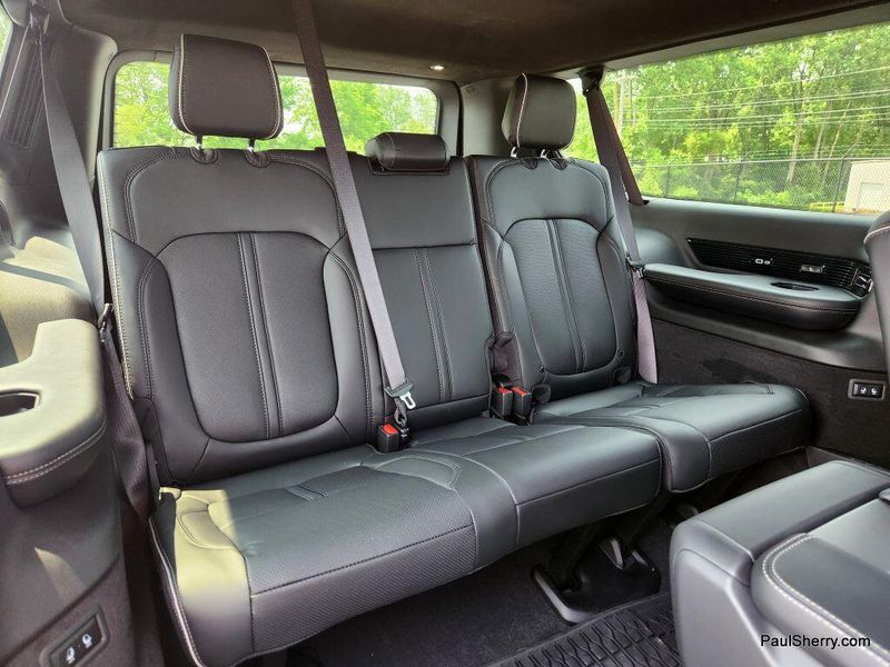 2024 Jeep Grand Grand Wagoneer Wagoneer L Obsidian 4x4Image 52