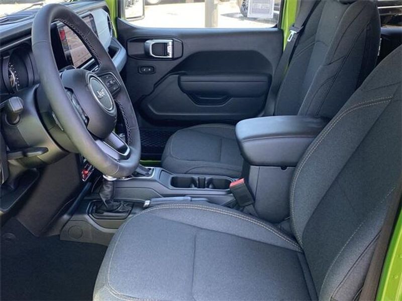 2025 Jeep Wrangler 4-door WillysImage 16