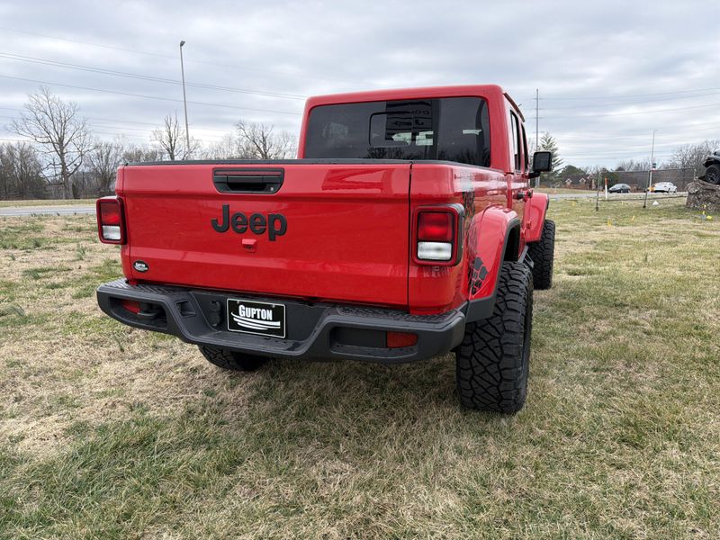 New 2026 Jeep Gladiator Sport S 4x4Image 8