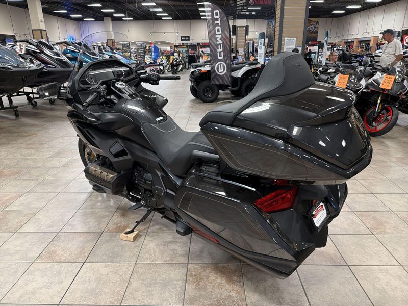 New 2026 Honda GOLDWING TOUR DCT Image 15