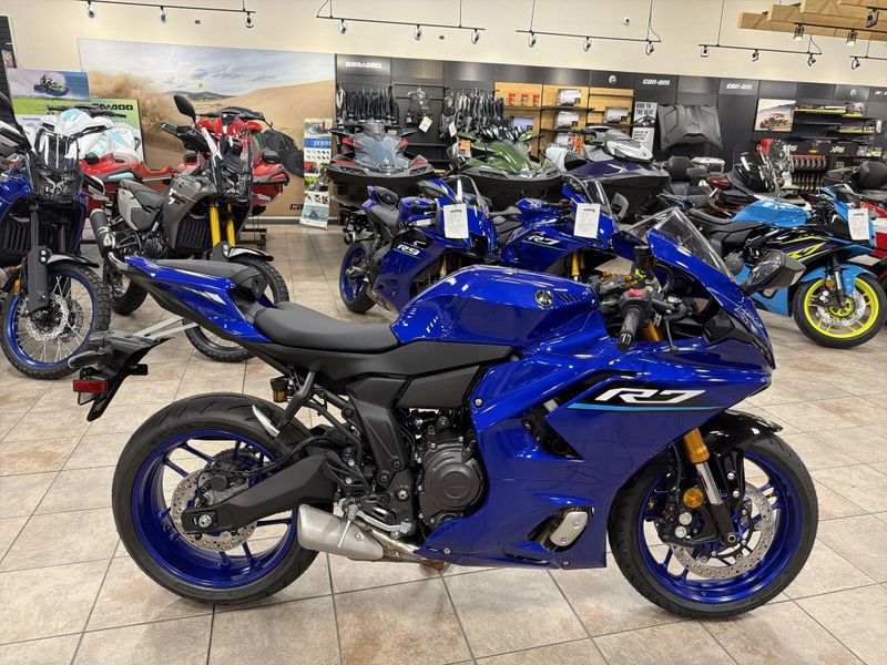 New 2026 Yamaha YZF-R7 Image 10