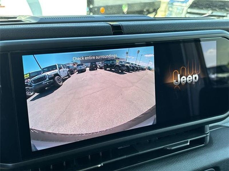 New 2025 Jeep Wrangler 4-door Sport SImage 19