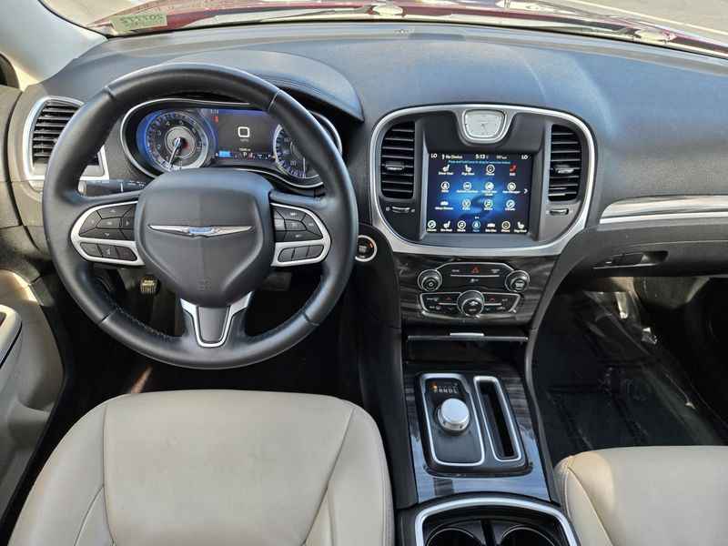 Used 2017 Chrysler 300 Limited RWD