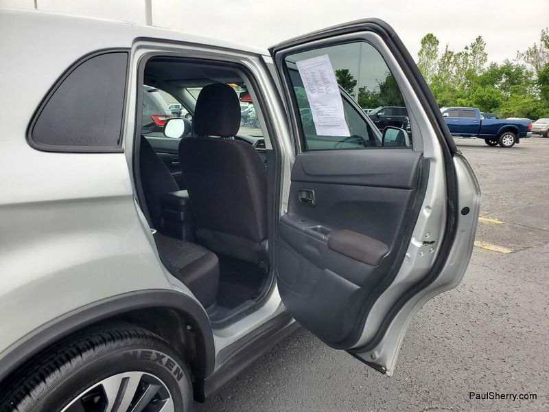 Used 2025 Mitsubishi Outlander Sport SE