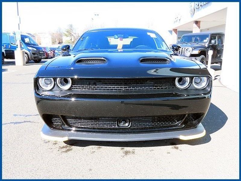 2023 Dodge Challenger SRT HellcatImage 3