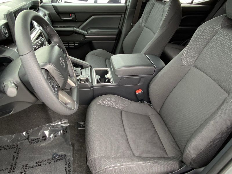 New 2025 Toyota 4Runner SR5Image 14