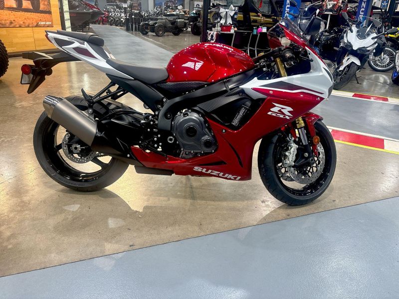 New 2027 Suzuki GSX-R750 Image 11