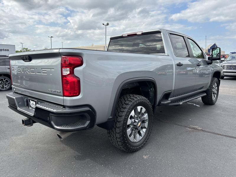 Used 2024 Chevrolet Silverado 2500HD CustomImage 8