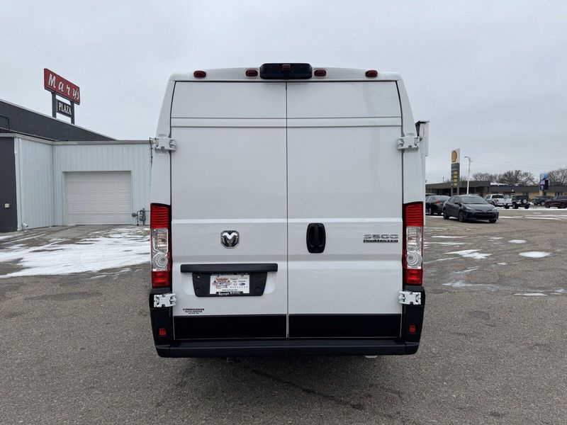 2025 RAM ProMaster Cargo Van TradesmanImage 7