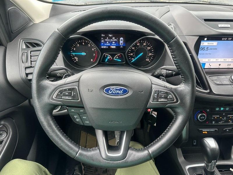 2017 Ford Escape SEImage 2