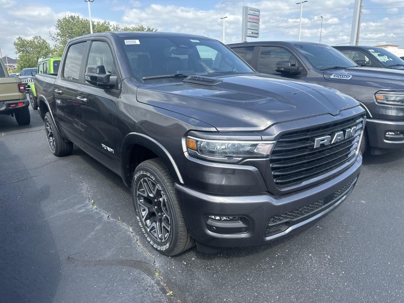 2025 RAM 1500 Laramie Crew Cab 4x4 5