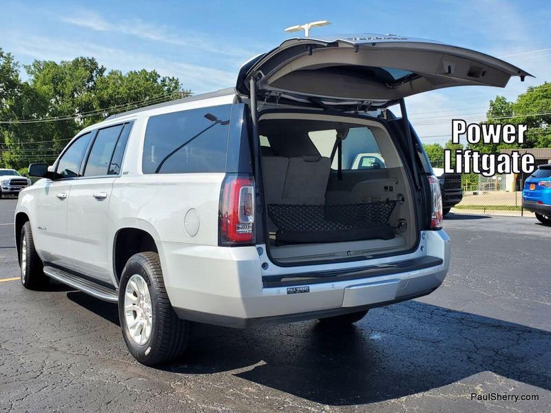 Used 2017 GMC Yukon XL SLTImage 13