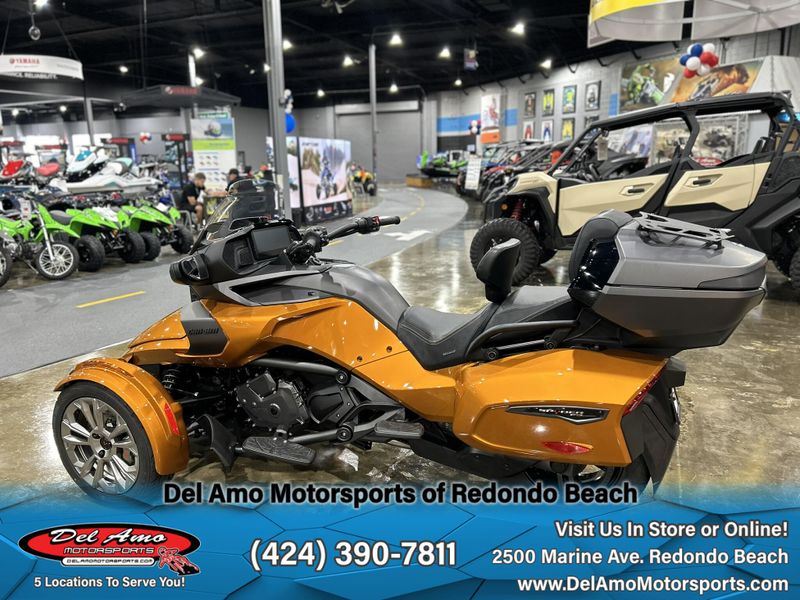 2024 Can-Am SPYDER F3 LIMITED SPECIAL SERIES (SE6)Image 17