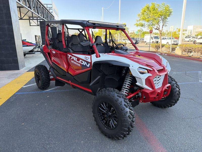 New 2026 Honda TALON1000R4 FOX LIVEVALVE Image 11