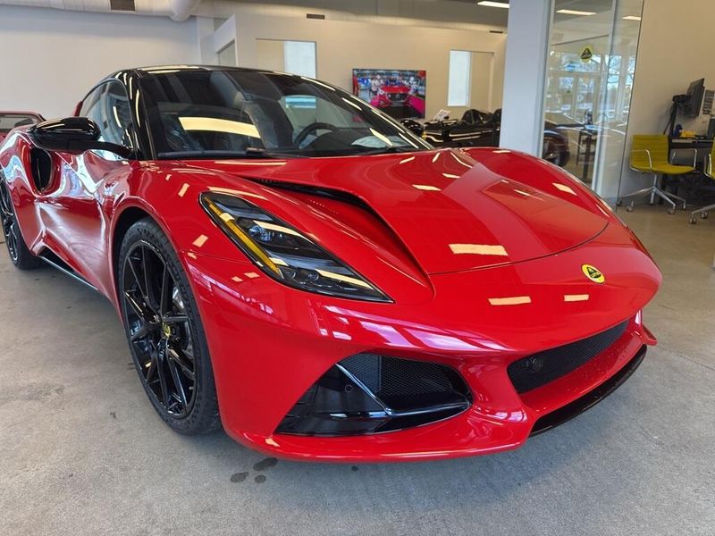 2024 Lotus Emira 