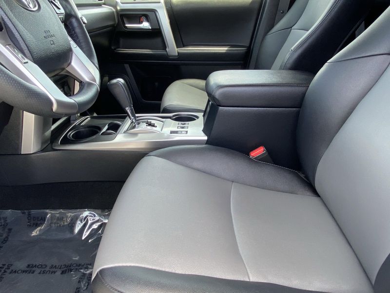 2023 Toyota 4Runner SR5 PremiumImage 18