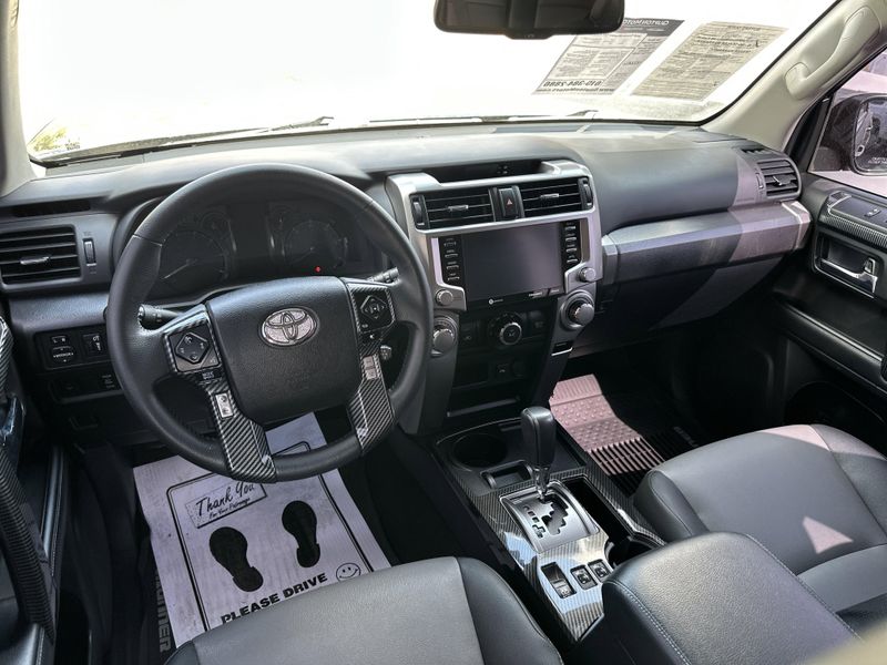 2020 Toyota 4Runner SR5 Premium photo 20