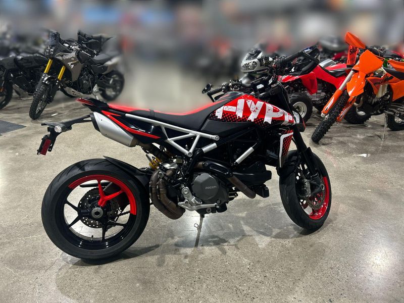 Used 2022 Ducati HYPERMOTARD 950 RVE Image 13