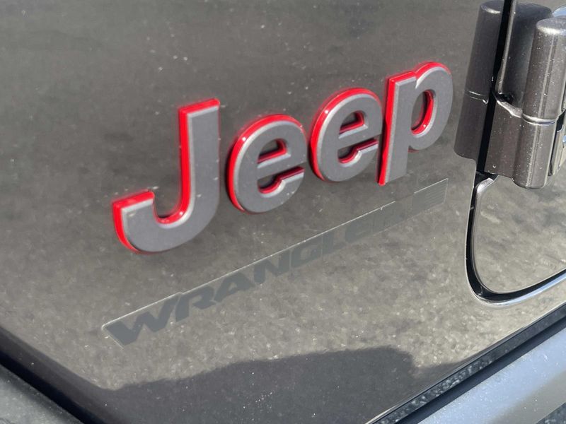 New 2026 Jeep Wrangler 4-door Rubicon X