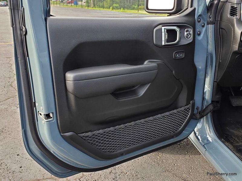 2025 Jeep Wrangler 4-door Sport SImage 17