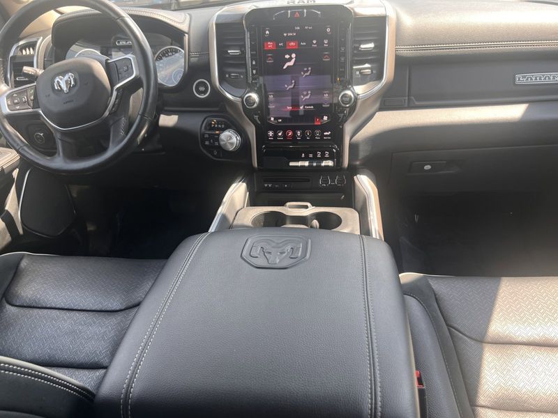 2019 RAM 1500 LaramieImage 16