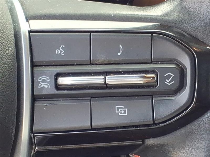 Used 2023 Chevrolet Colorado Z71Image 19