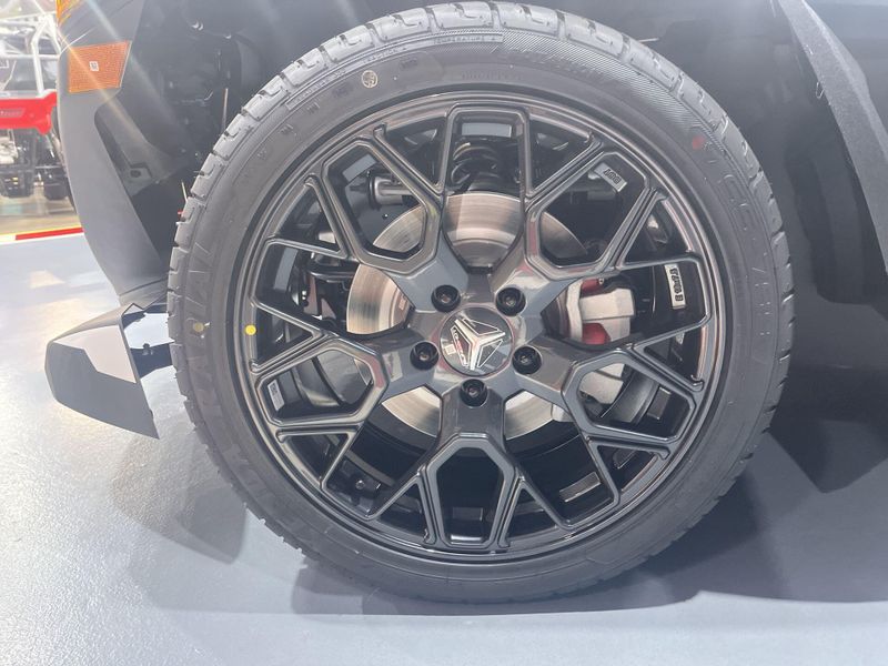 New 2026 Polaris SLINGSHOT SL AUTODRIVE Image 18