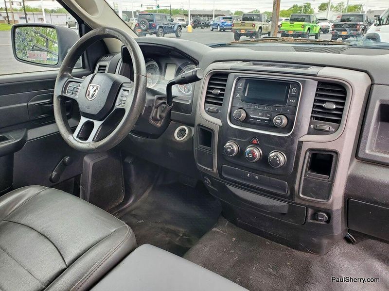 2018 RAM 2500 TradesmanImage 3