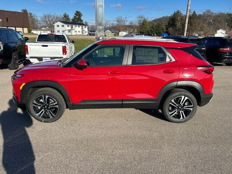 2026 Chevrolet Trailblazer LT photo 2