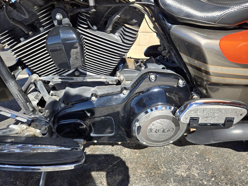 USED 2013 HARLEY ROAD GLIDE CVO  CUSTOM Image 20