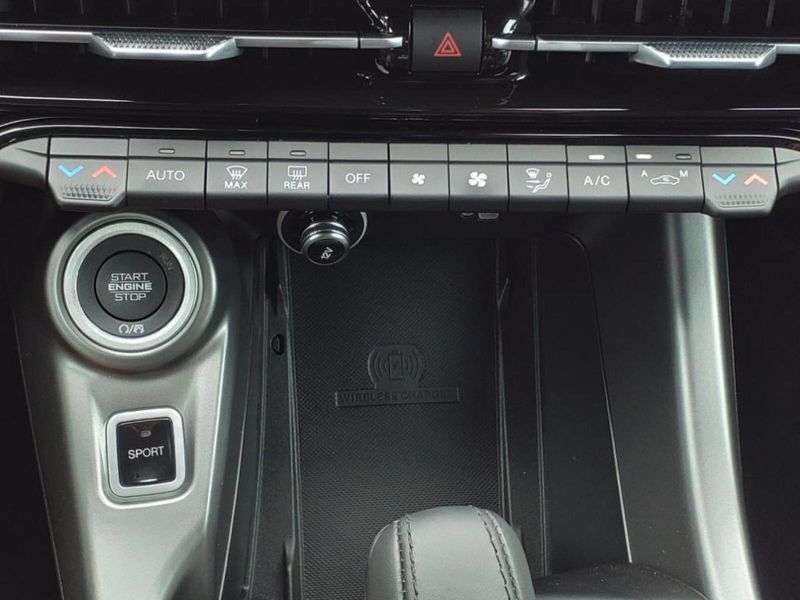 2024 Dodge Hornet R/T Plus photo 12