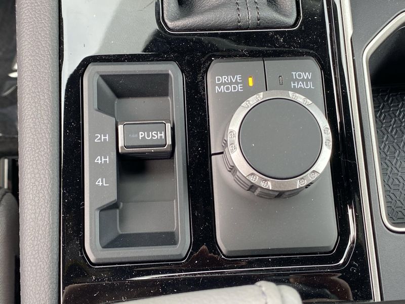 2025 Toyota Tundra LimitedImage 19