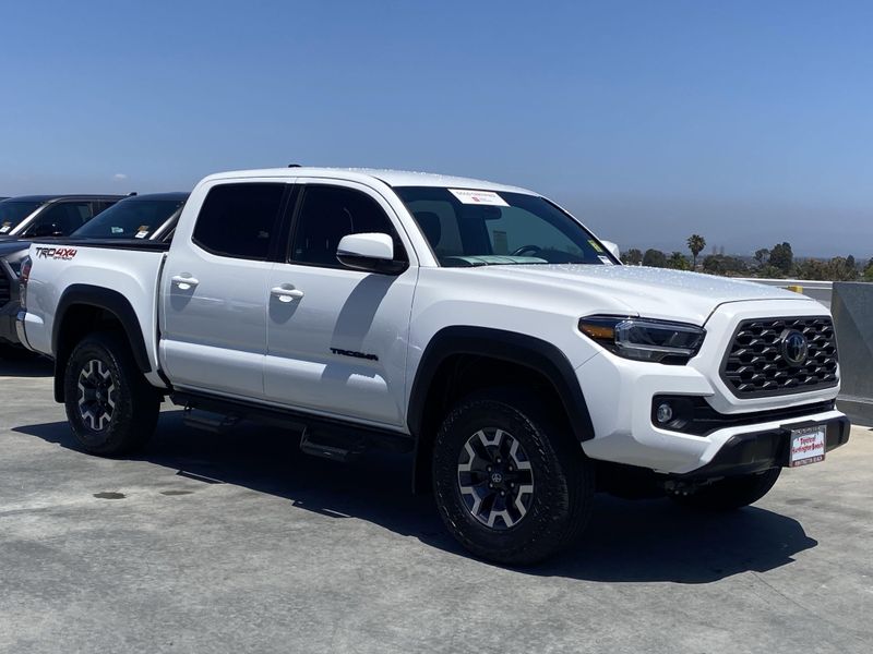 2023 Toyota Tacoma TRD Off-RoadImage 2