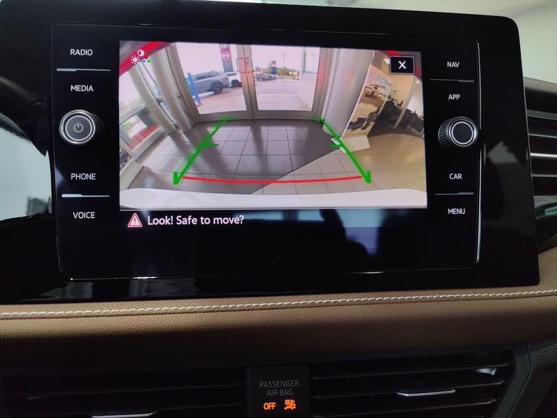 Used 2026 Volkswagen Jetta SEL w/Sunroof & NavImage 21