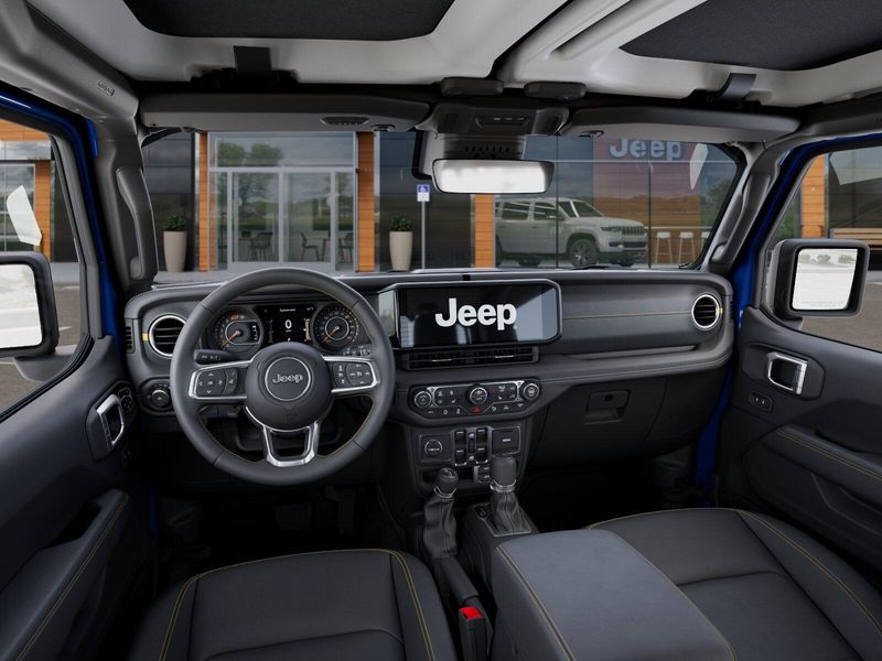 New 2026 Jeep Wrangler 4-door SaharaImage 40