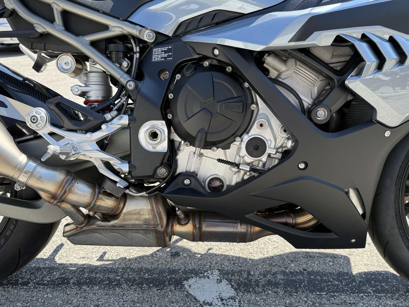 2025 BMW S 1000 RR