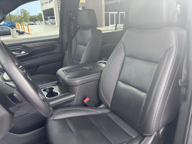 Used 2022 Chevrolet Suburban Z71Image 26
