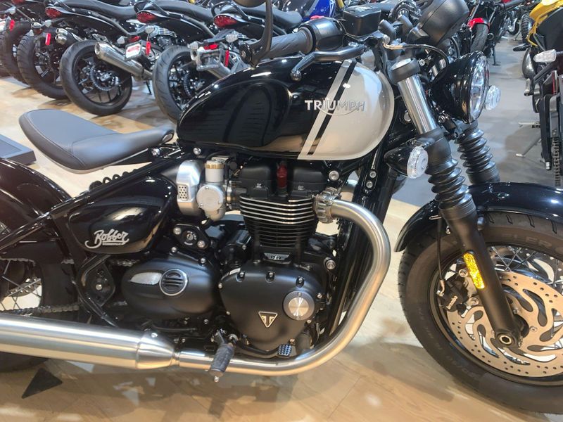 New 2025 Triumph BONNEVILLE BOBBER Image 5