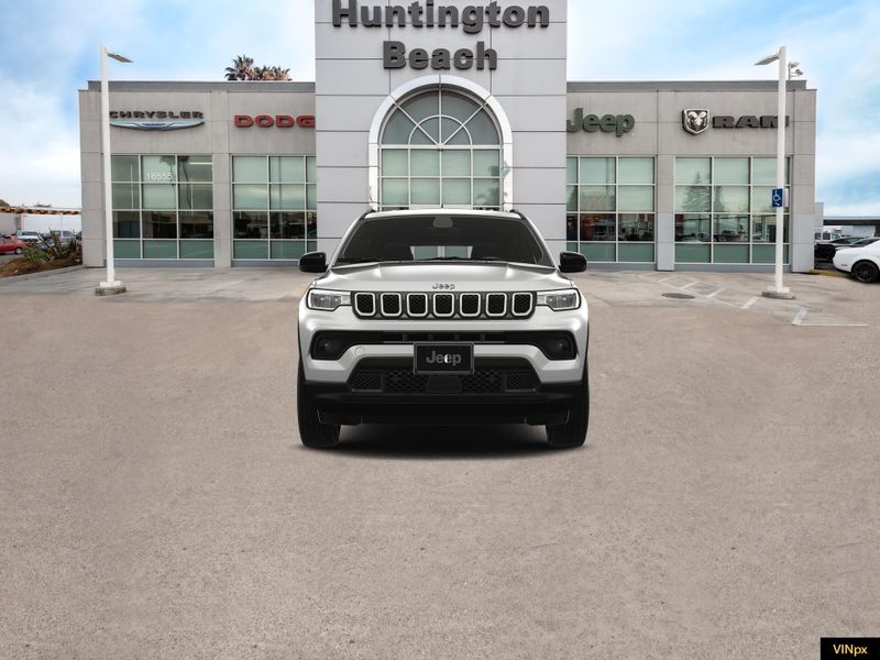 2025 Jeep Compass Latitude 4x4Image 12