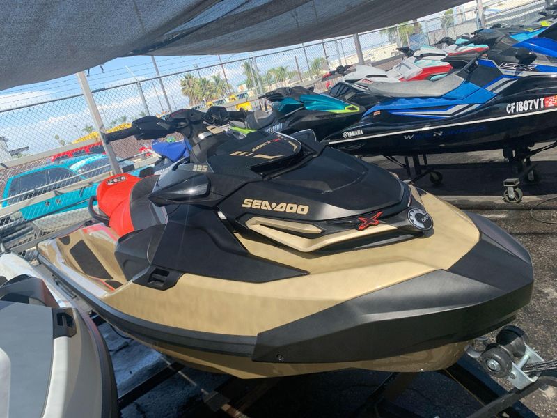 Used 2025 Sea-Doo RXT X 325 Image 22