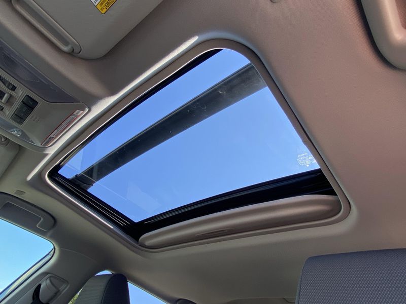 New 2025 Toyota RAV4 Hybrid XLEImage 19