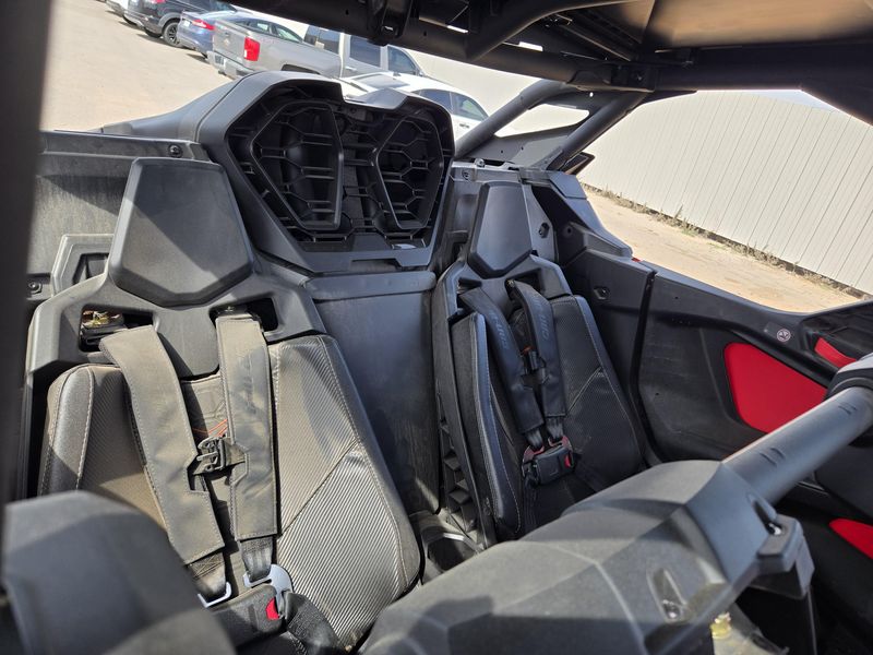 NEW 2026 CAN-AM MAVERICK R MAX X 999T DCT Image 13