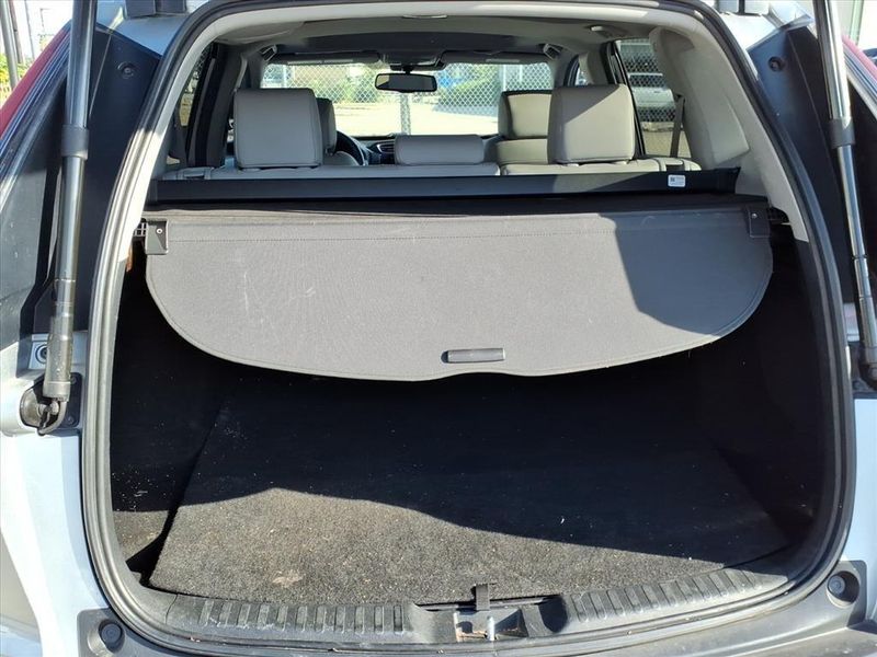 Used 2021 Honda CR-V Hybrid TouringImage 17