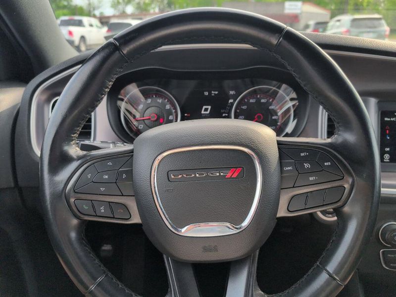2022 Dodge Charger SXTImage 21