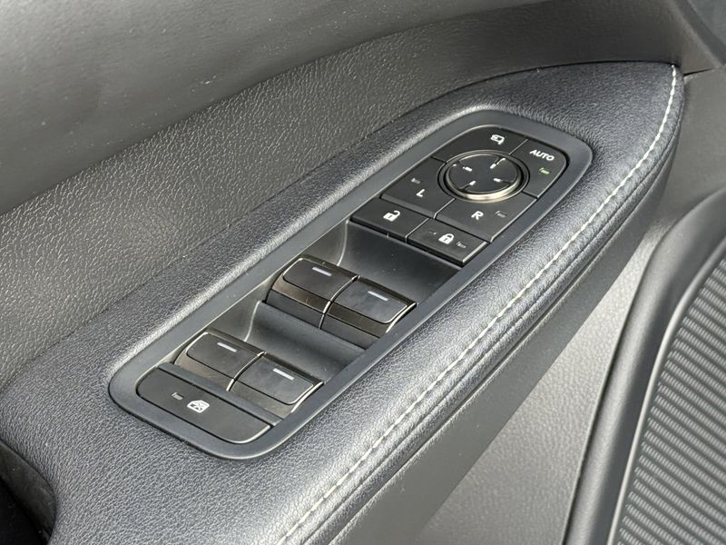 2023 Lexus RX 500h F SPORT PerformanceImage 19
