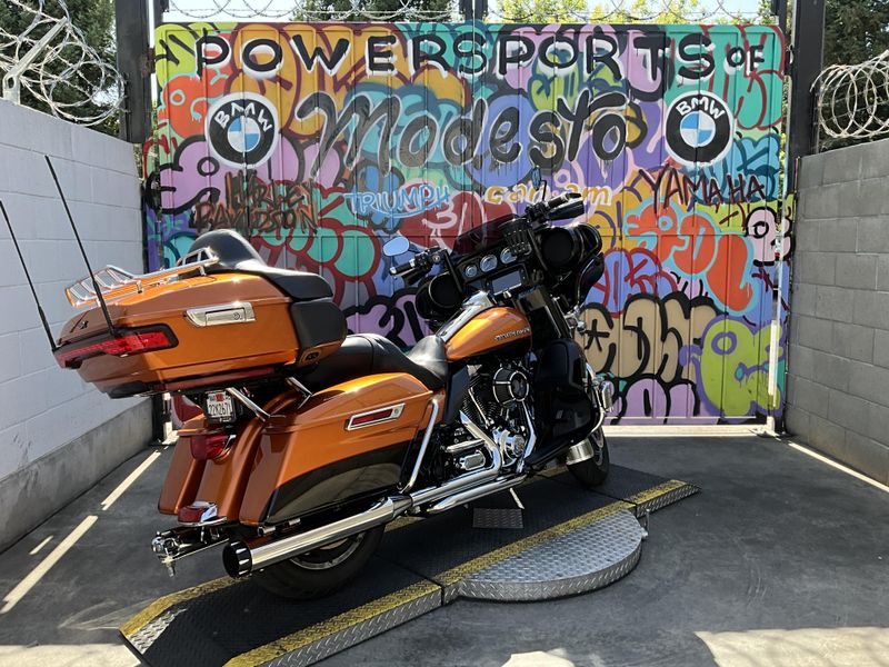 Used 2014 HARLEY Electra Glide Ultra Limited Image 5