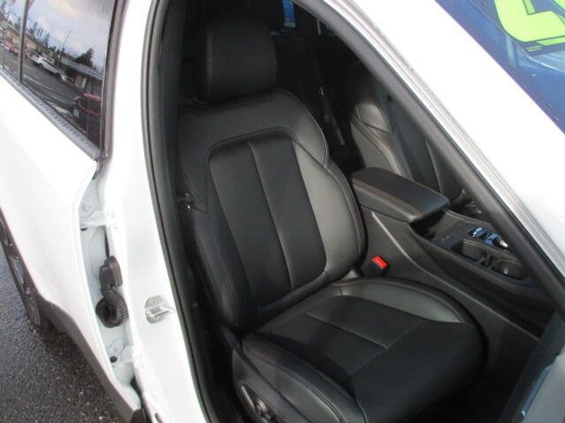 New 2026 Jeep Cherokee Limited 4x4Image 24